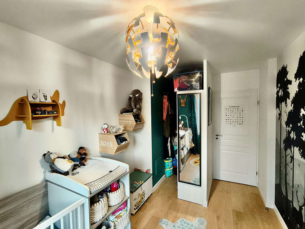 Appartement à LE PLESSIS-ROBINSON