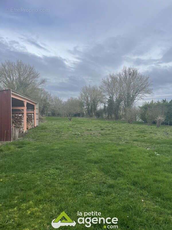 Maison à NEUILLY-EN-DUN