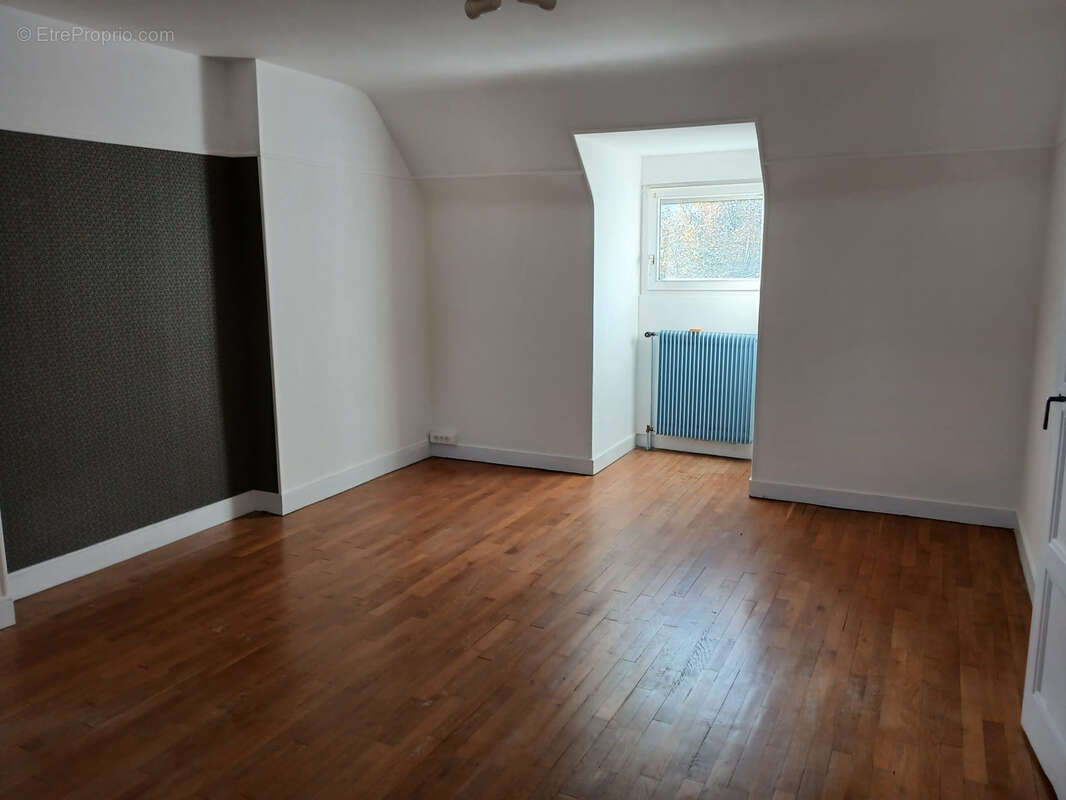 Maison à LE CREUSOT