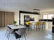 Maison à TALMONT-SAINT-HILAIRE