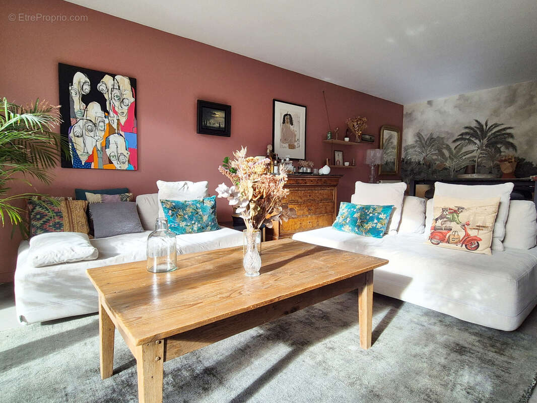 Appartement à FONTAINES-SUR-SAONE