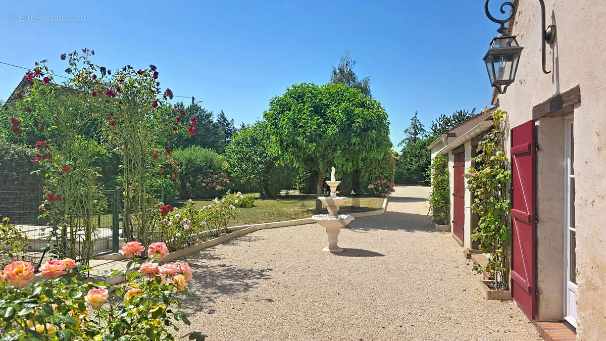 Maison à CHEVANNES