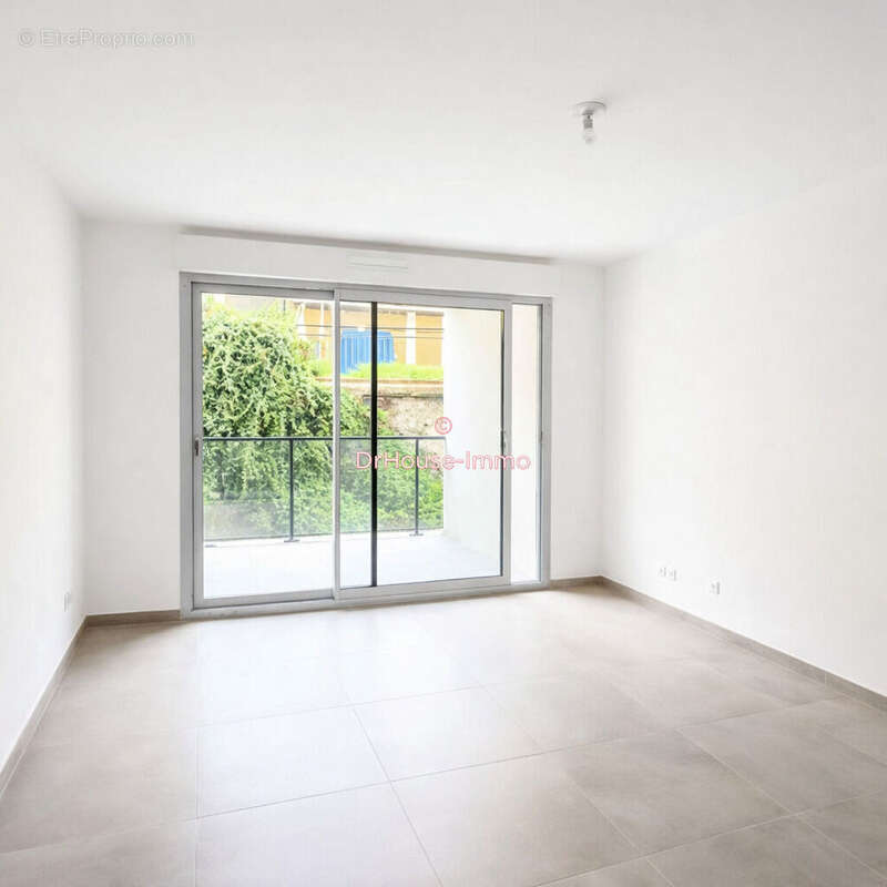 Appartement à BEAUSOLEIL