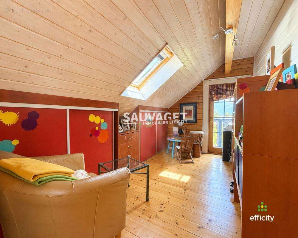 Maison 193 m² à Pers-Jussy  - photo 22