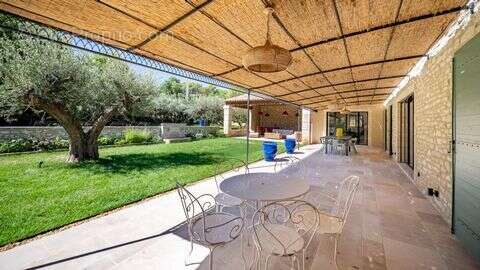 Maison 282 m² à Saint-Remy-De-Provence  - photo 3