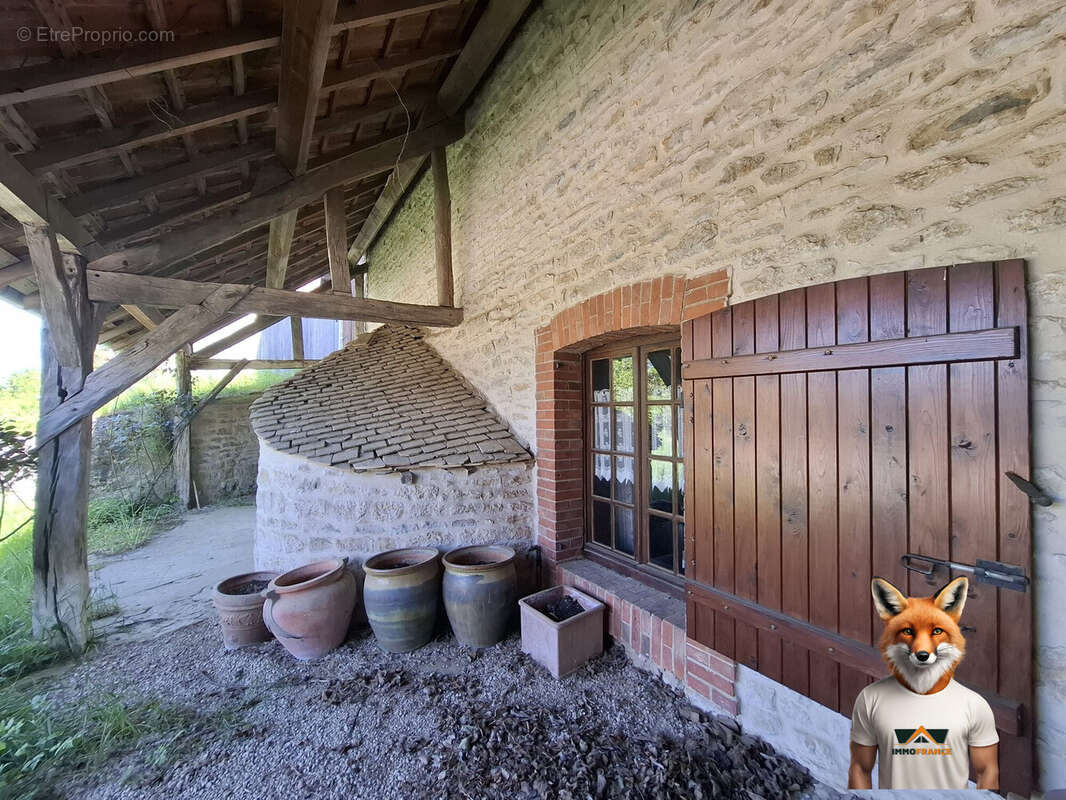 Maison à CHASSAGNE-SAINT-DENIS