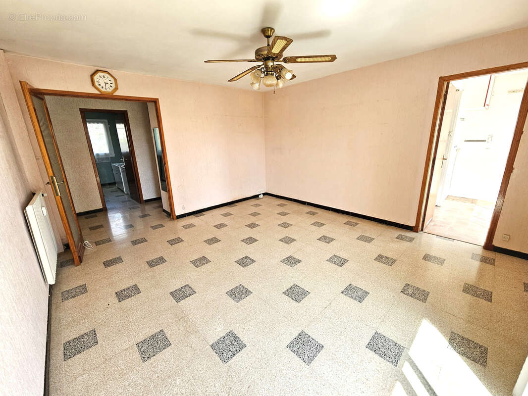 Appartement à HYERES