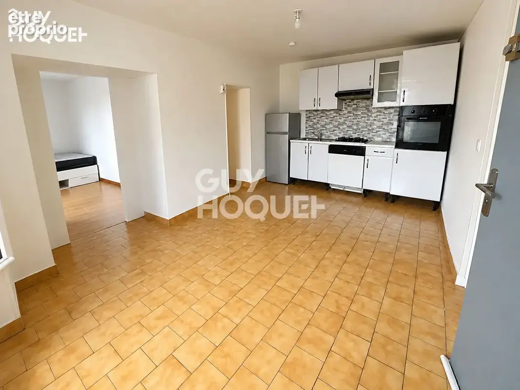 Appartement à LA FERTE-GAUCHER