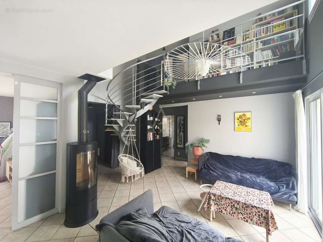 Maison à LA ROMAGNE