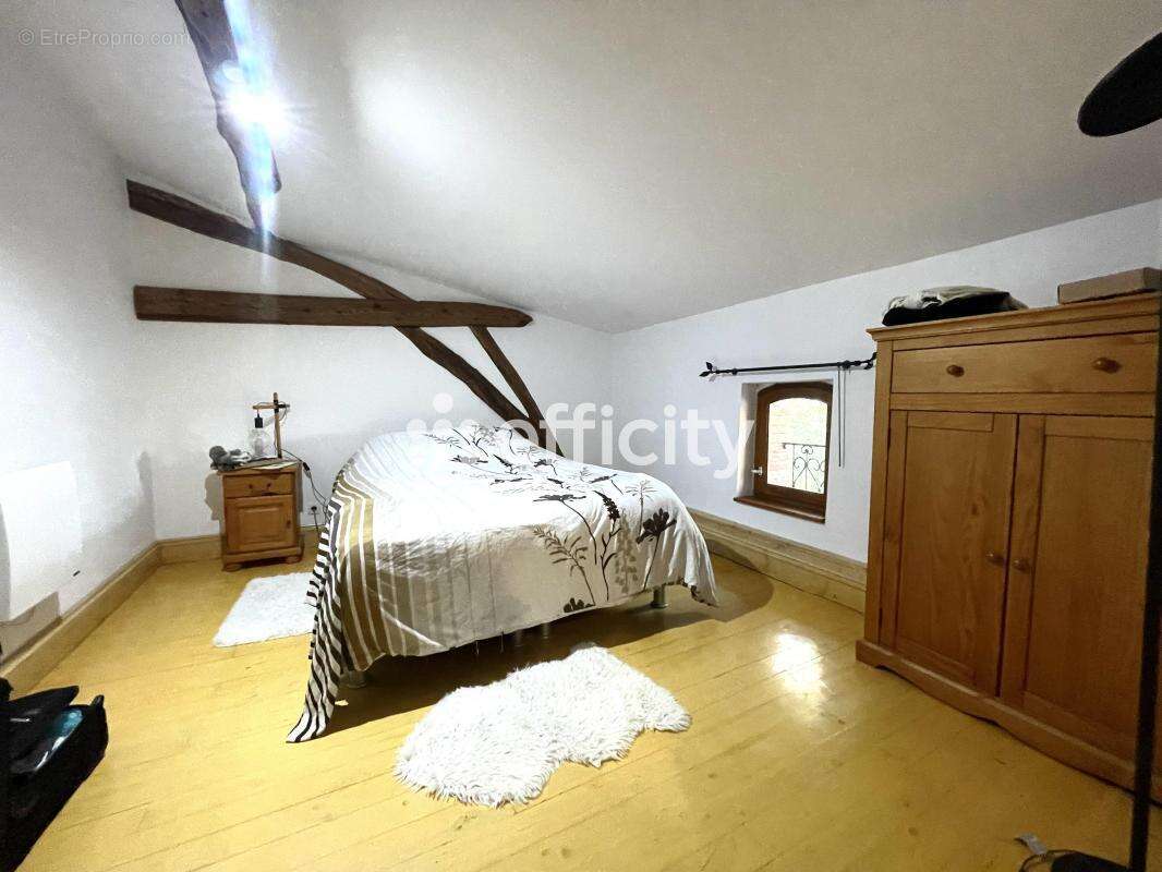 Maison à SAINT-AMADOU