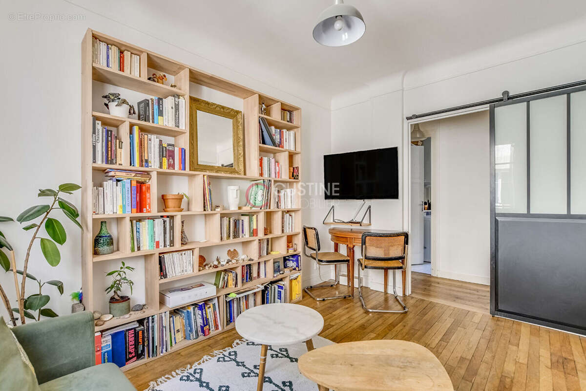 Appartement à PARIS-17E