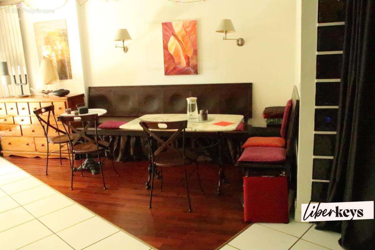 Appartement à PARIS-19E