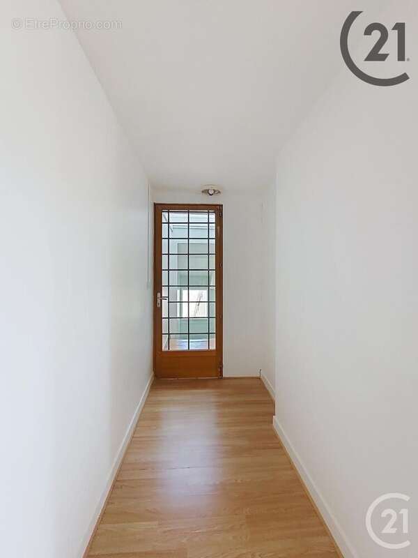 Autre à BRIENON-SUR-ARMANCON