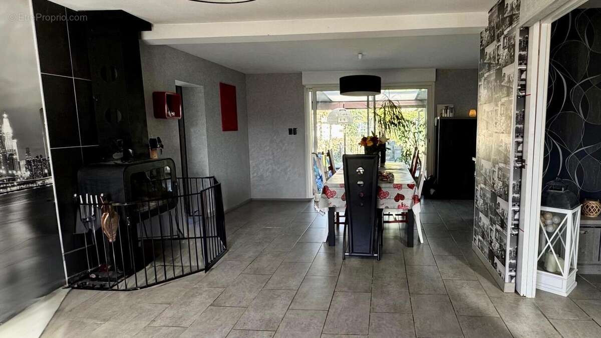 Photo 3 - Maison à GUECELARD