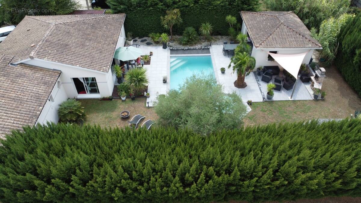 Maison à SAINT-LAURENT-D'ARCE