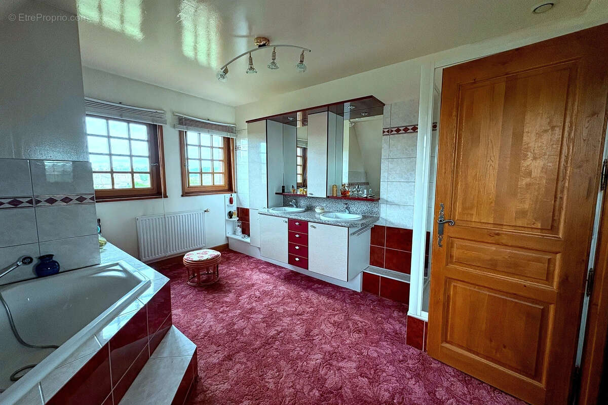 Maison à AUTHEUIL-AUTHOUILLET