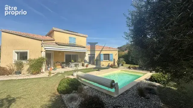 Villa d’exception en exclusivité avec piscine et jardin sans vis-à-vis - photo 6