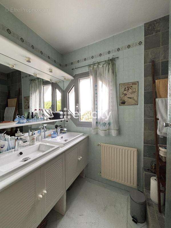 Maison à LA ROCHELLE