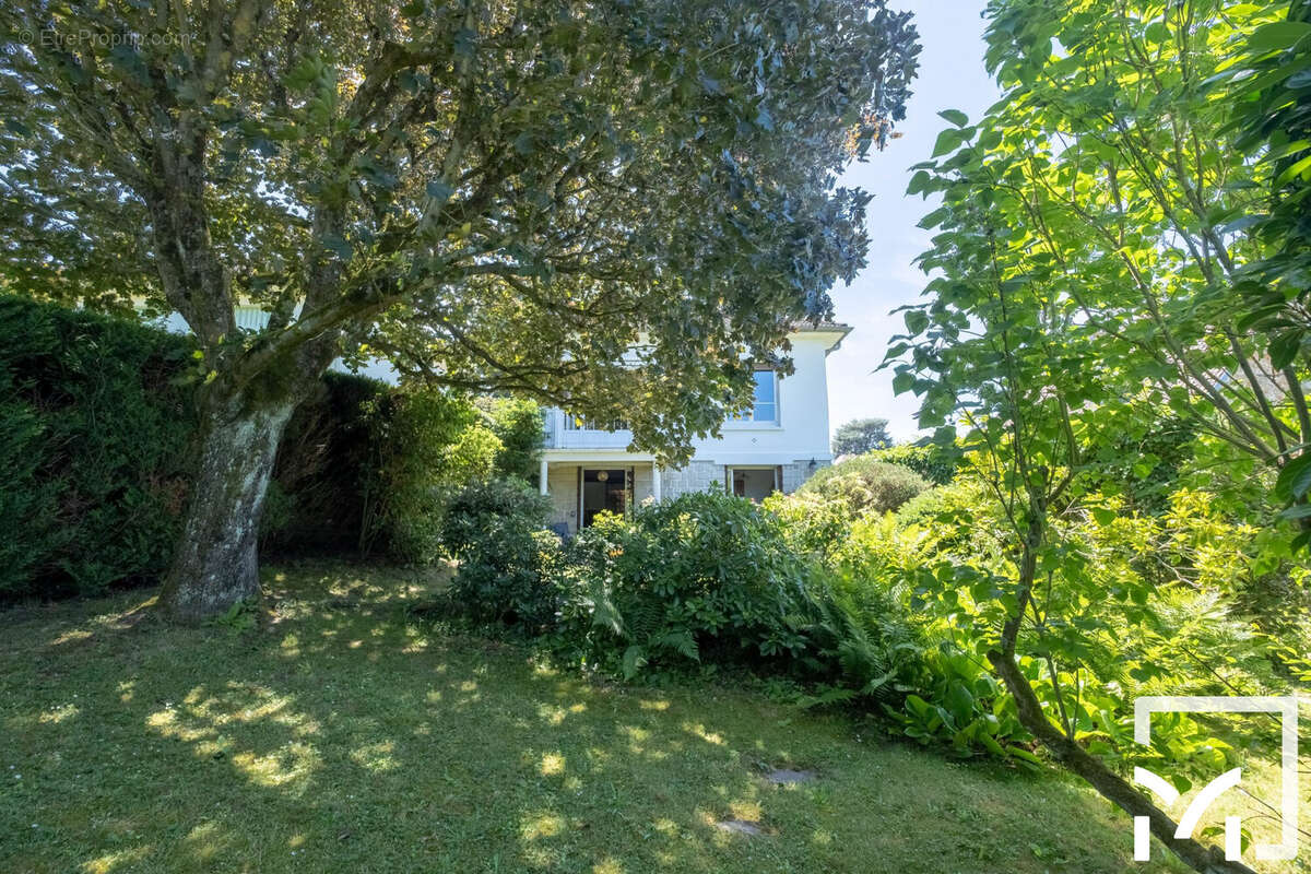 Maison à LOUVECIENNES