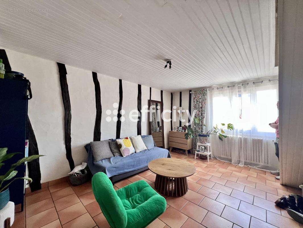 Appartement à LA RICHE