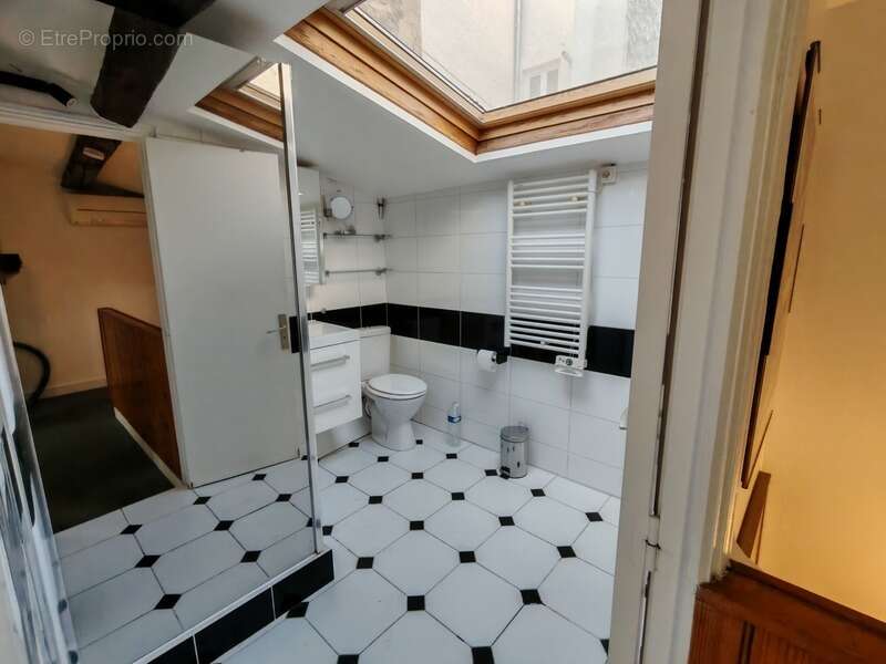 Appartement à PARIS-19E