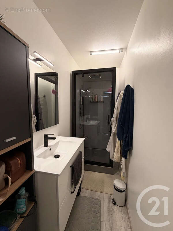 Appartement à MOULINS