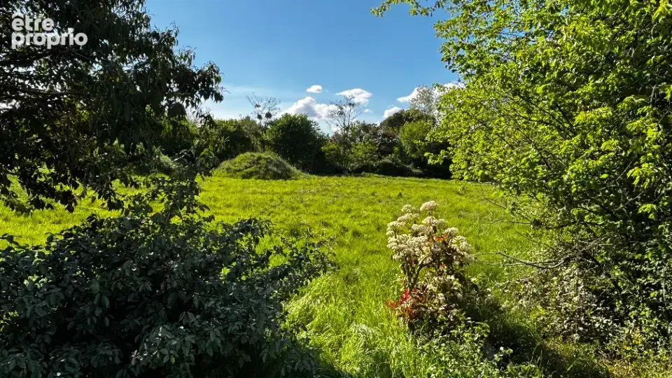 Terrain à CAMBLANES-ET-MEYNAC