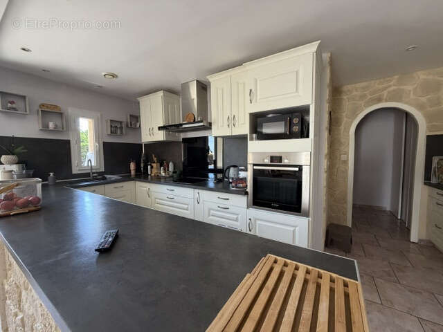 Maison en pierre 3 chambres - photo 2