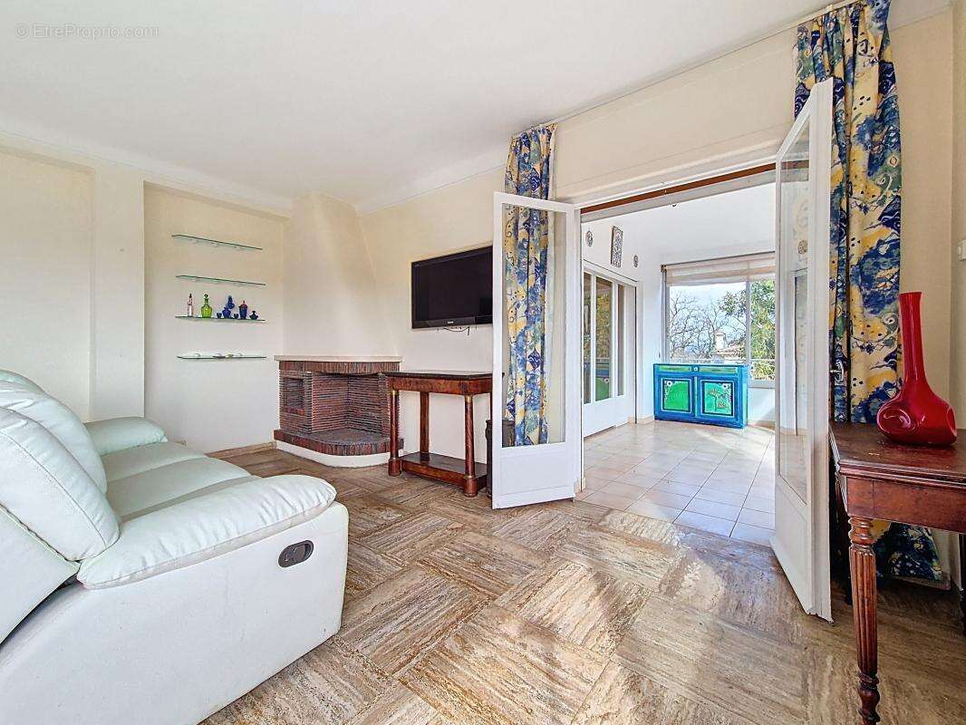 Appartement à VENCE