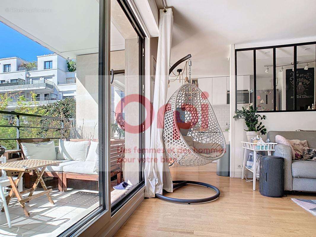 Appartement à ISSY-LES-MOULINEAUX