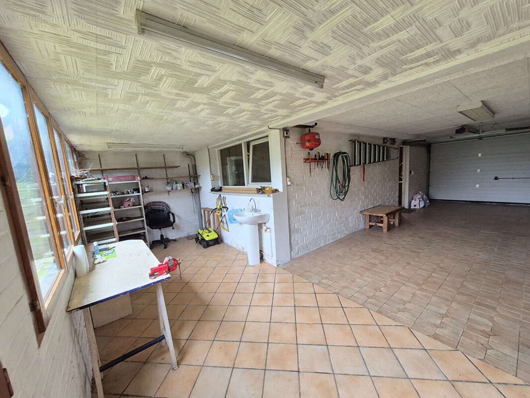 Maison à HALLENNES-LEZ-HAUBOURDIN