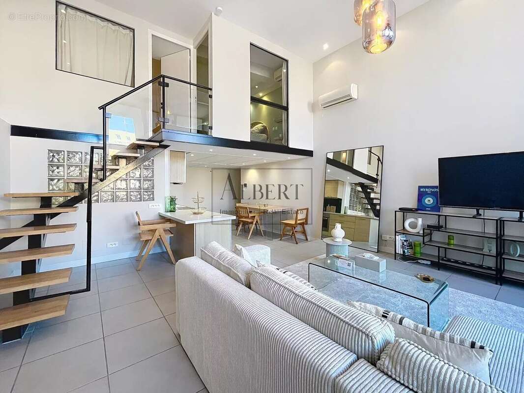 Appartement à VILLEFRANCHE-SUR-MER