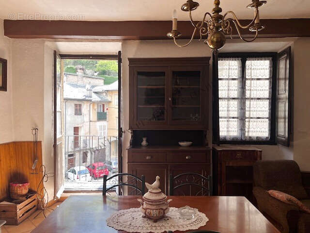 Appartement à TENDE