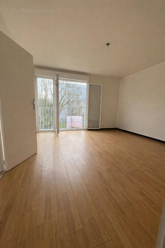 Appartement à VILLENAVE-D'ORNON