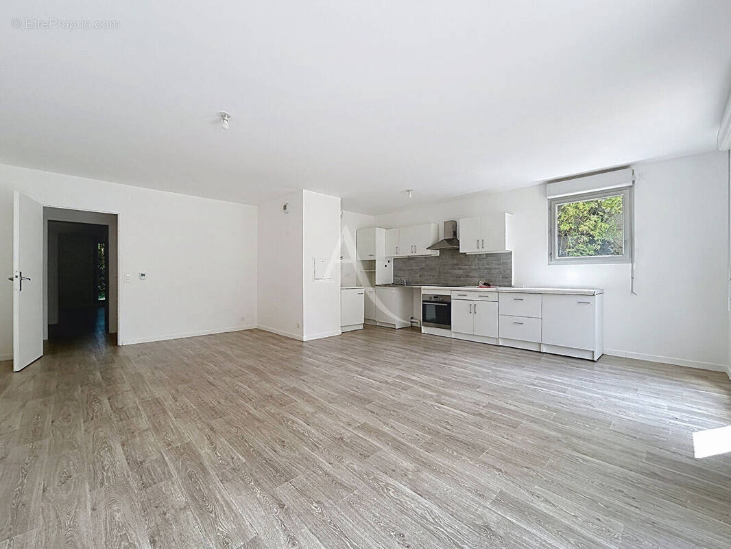 Appartement à CESSON