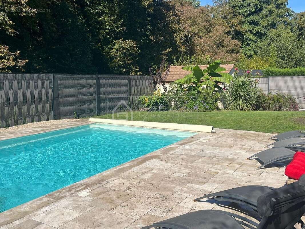 Maison à MILLY-LA-FORET