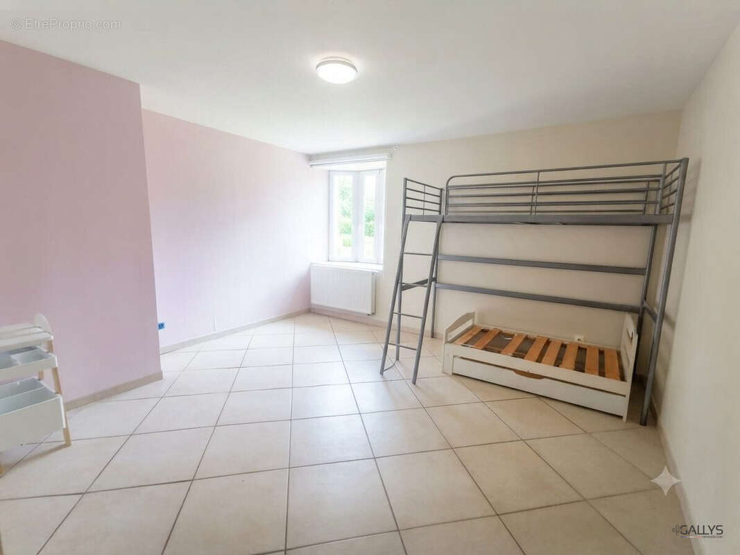Appartement 124 m² à Hagondange  - photo 9
