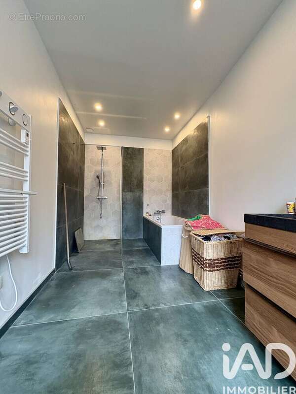 Maison 230 m² à Houvin-Houvigneul  - photo 9