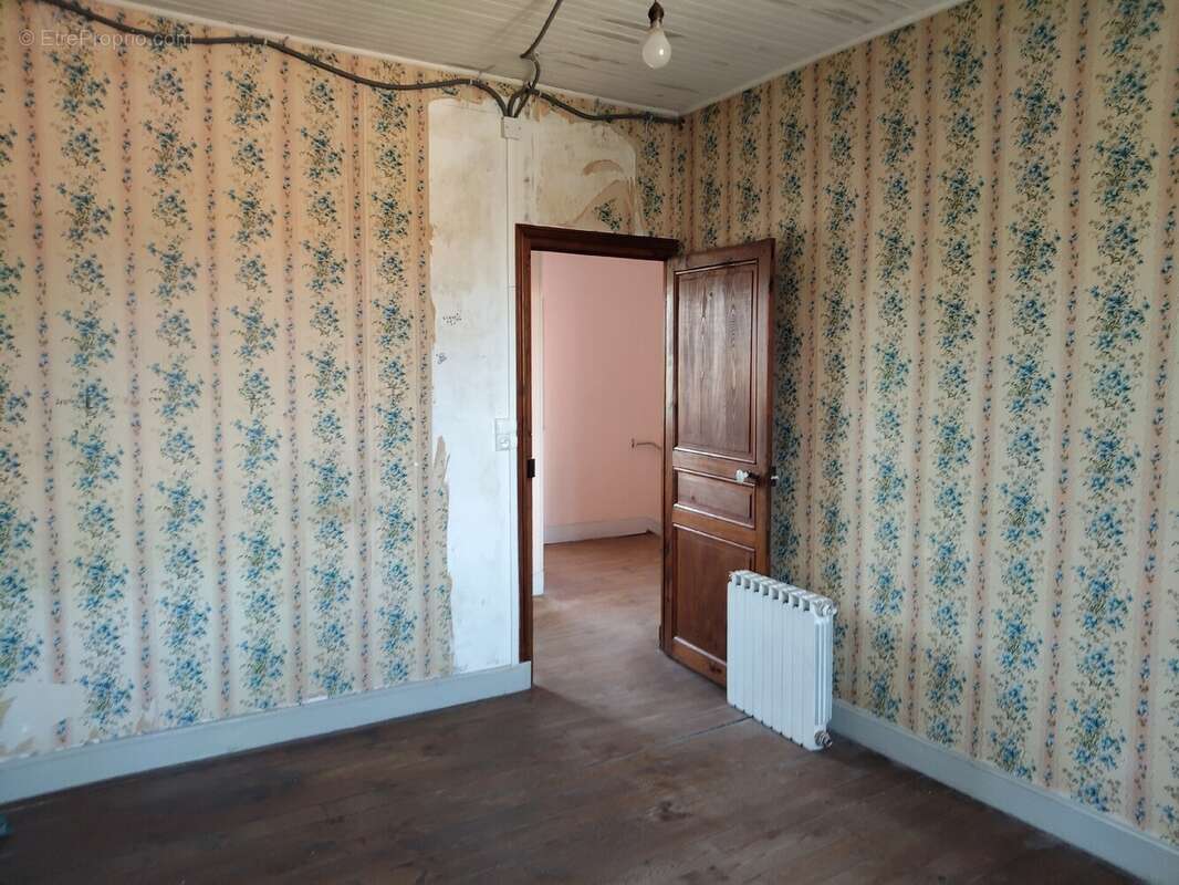 Maison 120 m² à Aigueperse  - photo 5