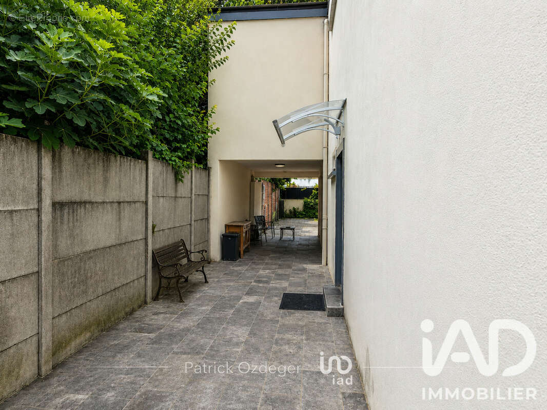 Maison 172 m² à Sarcelles  - photo 6