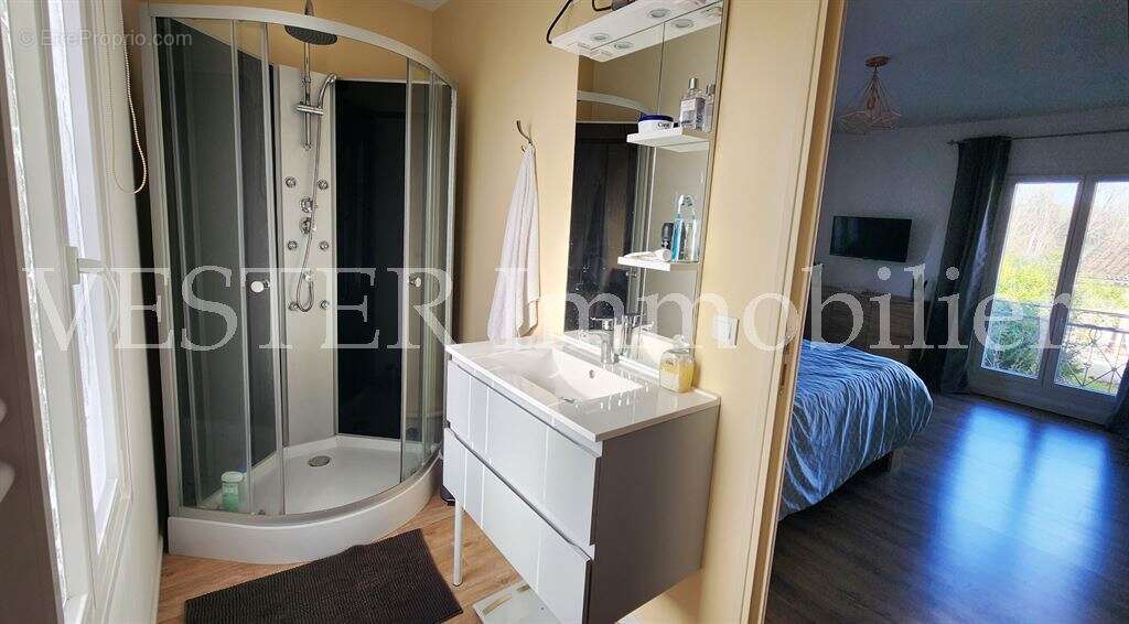 Maison à MONTPON-MENESTEROL