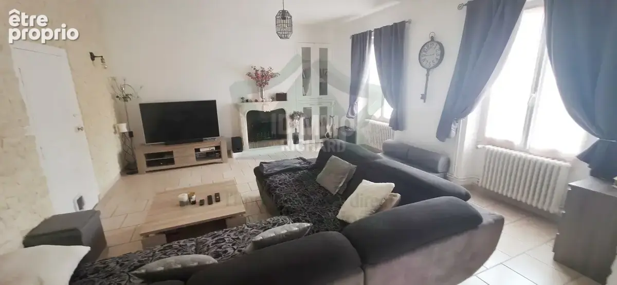 Maison de maître à vendre à Corbeilles-en-Gâtinais (45490)   214 m2, 5 chambres - photo 4
