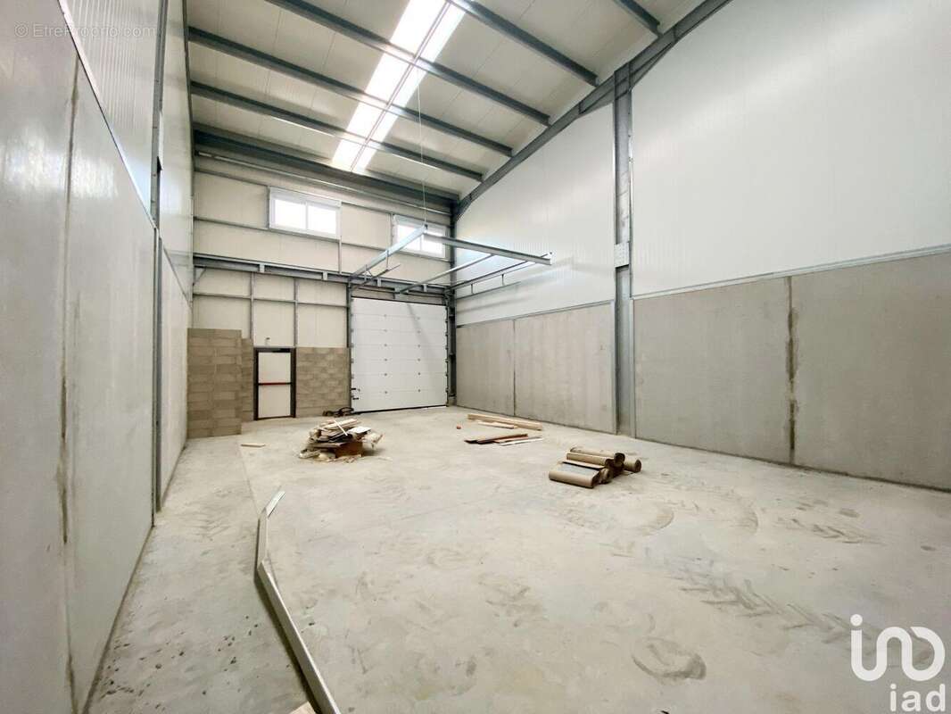 Commerce 121 m² à Brie-Comte-Robert  - photo 7