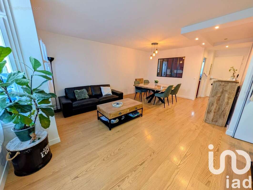 Photo 3 - Appartement à EZANVILLE