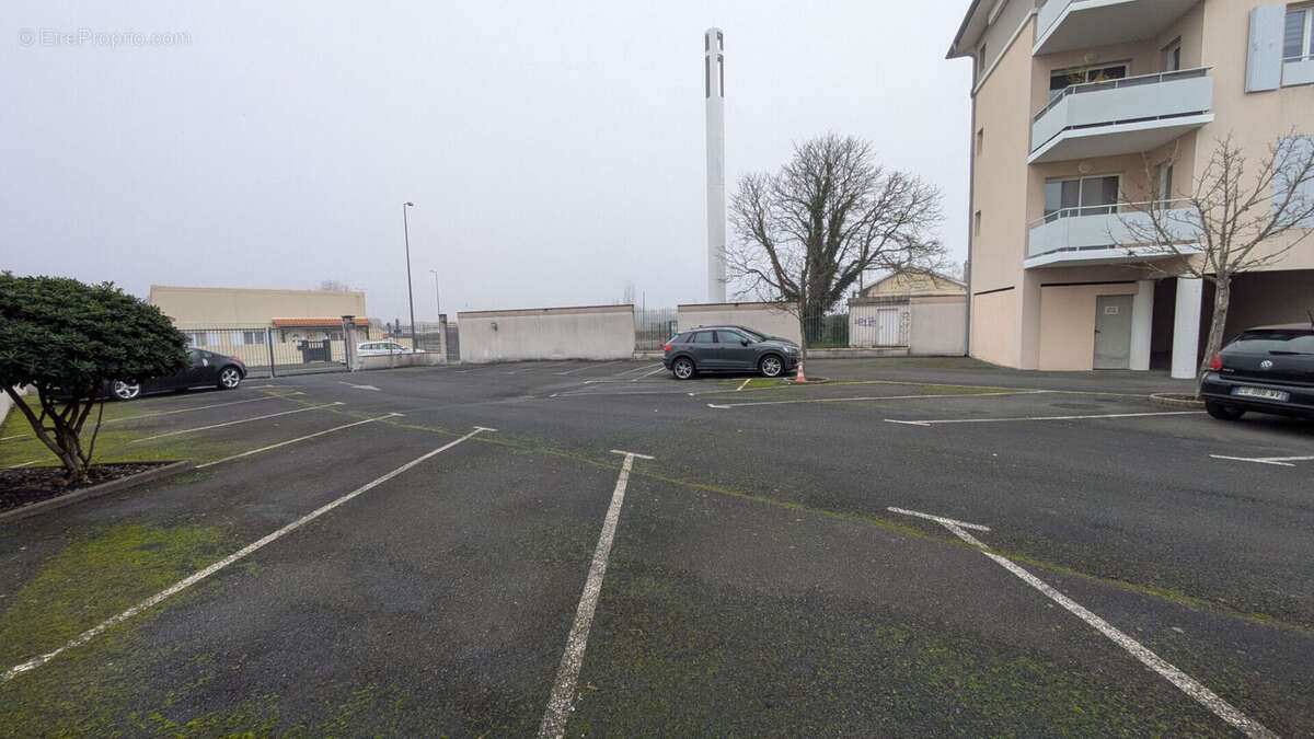 Parking à ROCHEFORT
