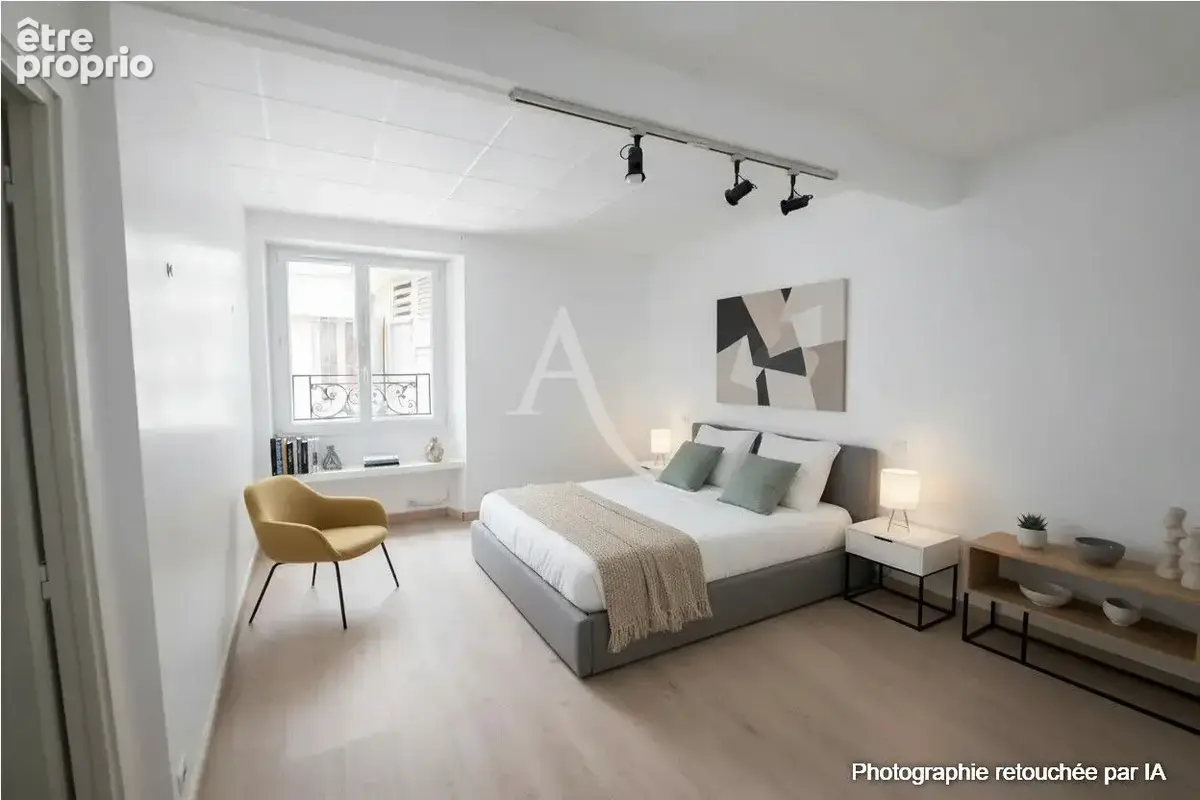Appartement à PARIS-11E