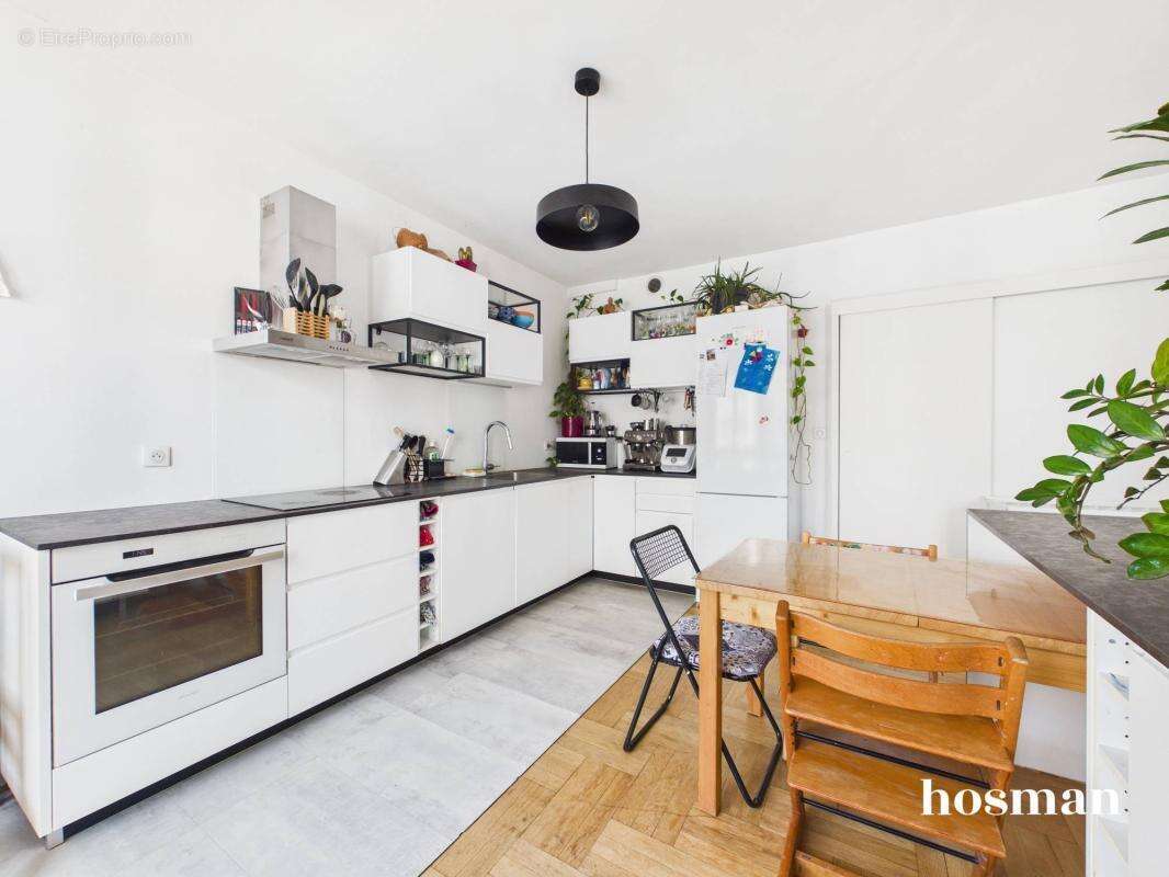 Appartement 3 pièces lumineux de 68m² - Balcons filants - Rue Saint Lazare, Lyon 7 -Saint-Louis-Jean Macé - photo 5