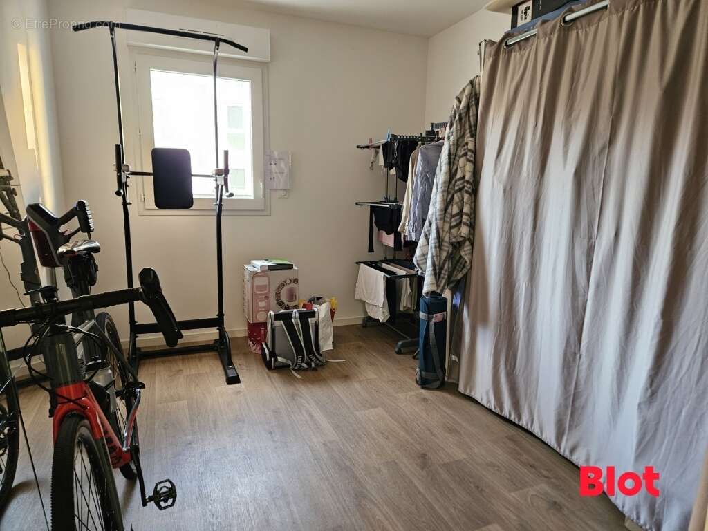 Appartement à FOUGERES