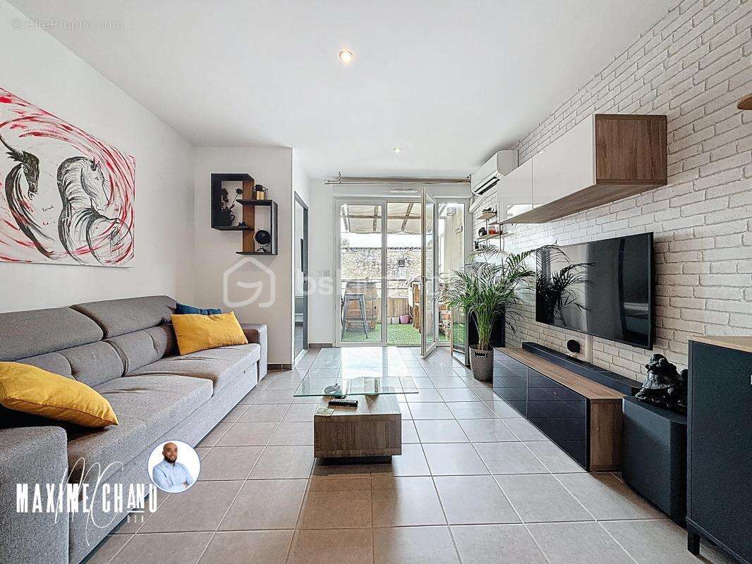 Appartement à LUNEL