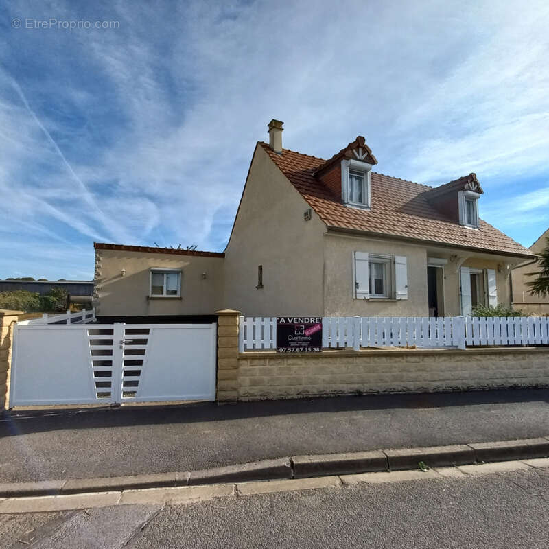 Maison Origny Sainte Benoite 6 pièce(s) 151 m2 - photo 2